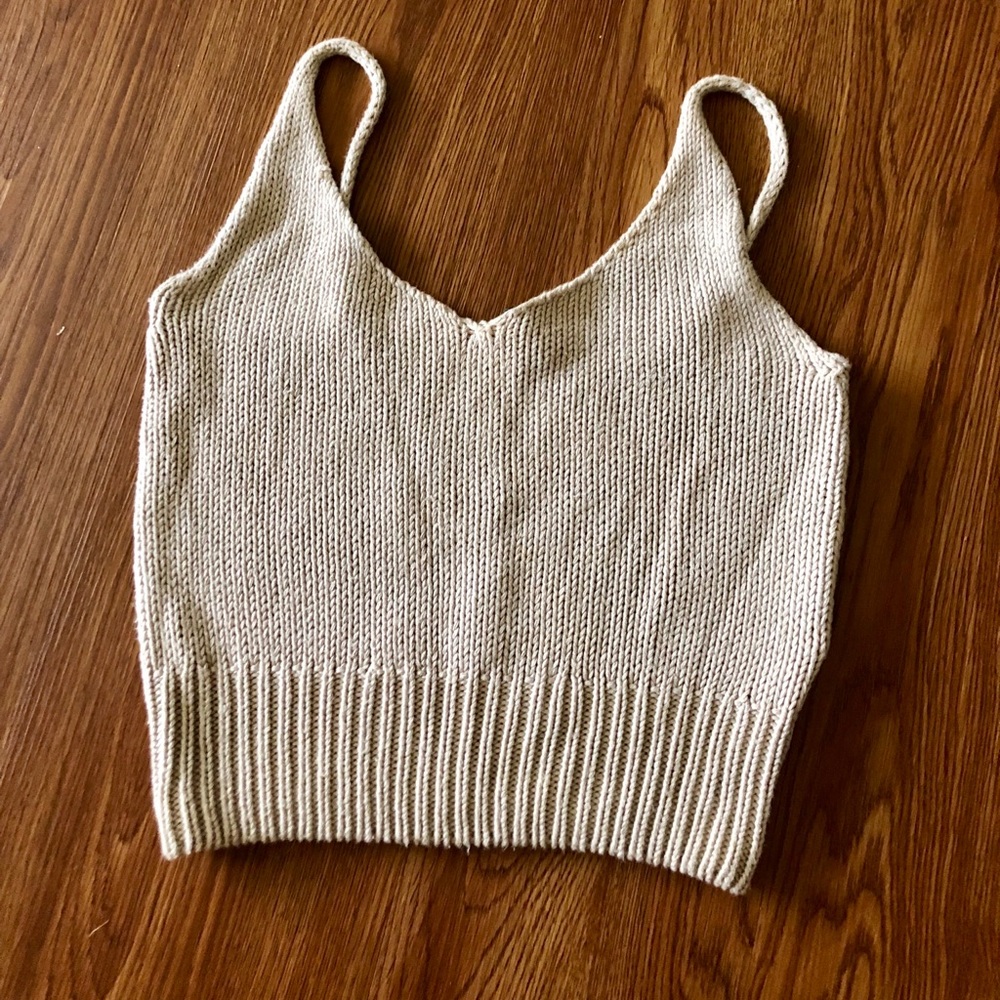 SOLD H&M Divided Crop Top